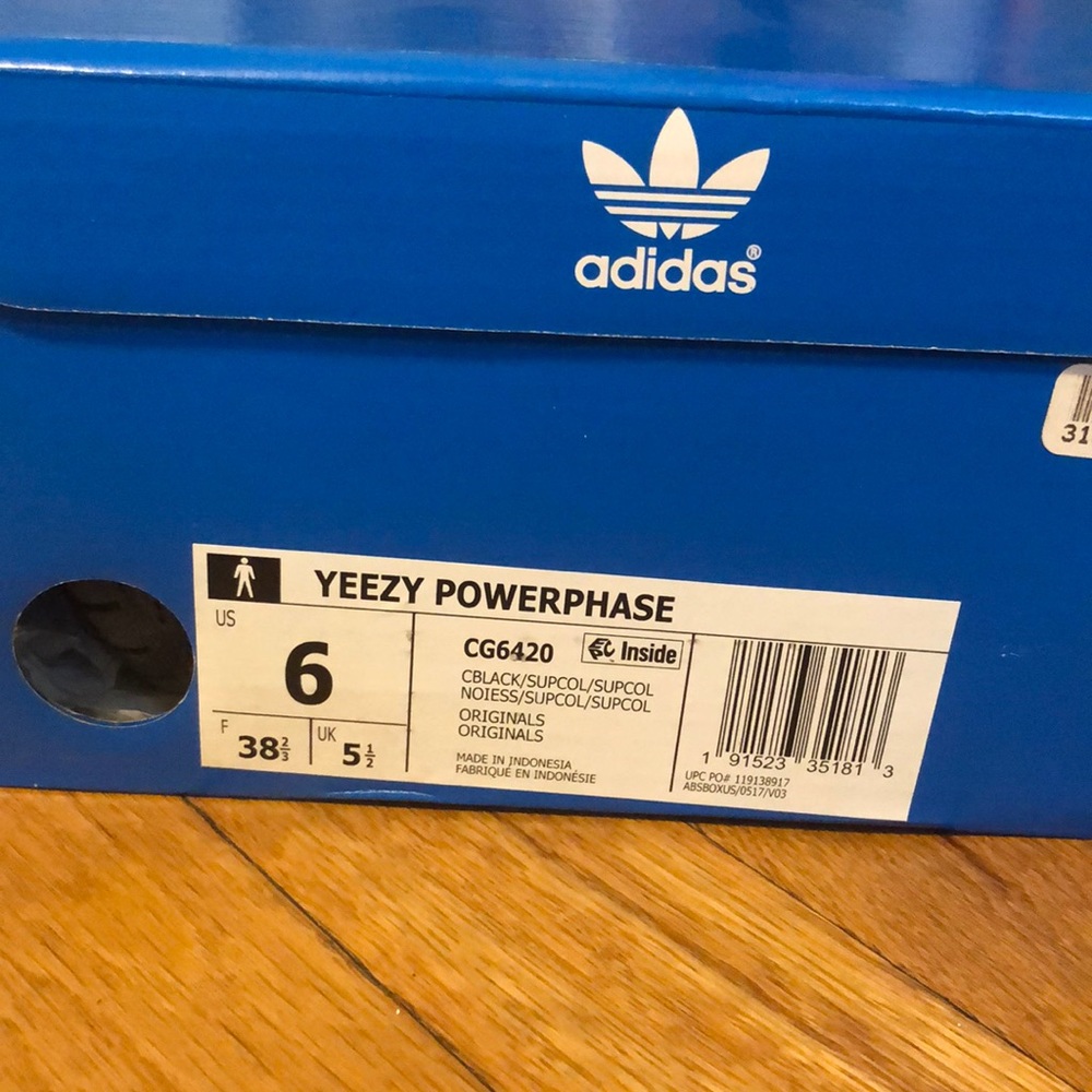 Yeezy Calabasas powerphase